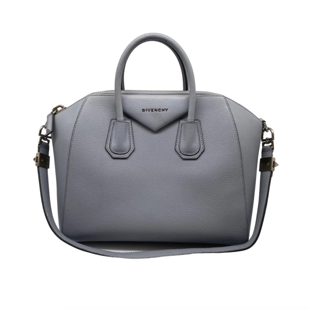 ❤️SOLD❤️Givenchy Medium Antigona